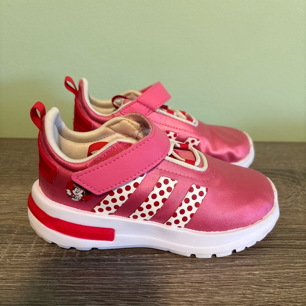 Like New! Toddler Girls Minnie Mouse Sneakera